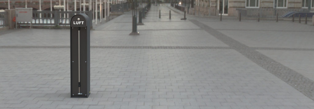 Cyklos WAVE-AIR automaattinen polkupyöränpumppu ja mustalla värityksellä, ILMA tekstillä