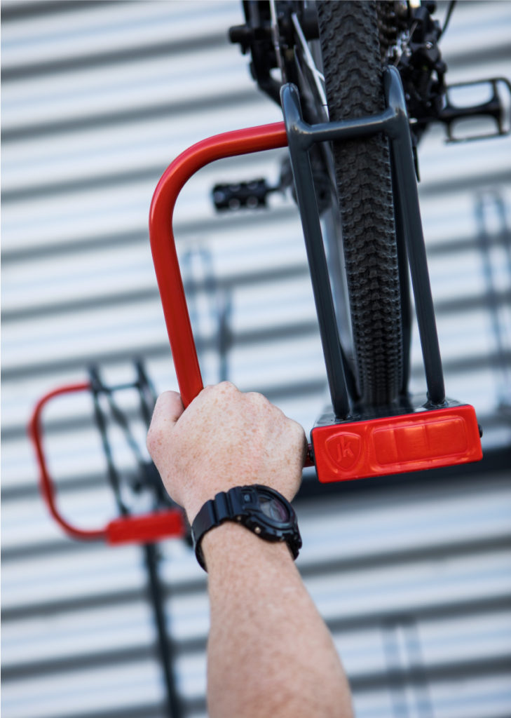 Cyklos OPTIMA kaksikerros pyöräteline. 2-kerros teline runkolukituksella, intuitiivinen veloparkki.