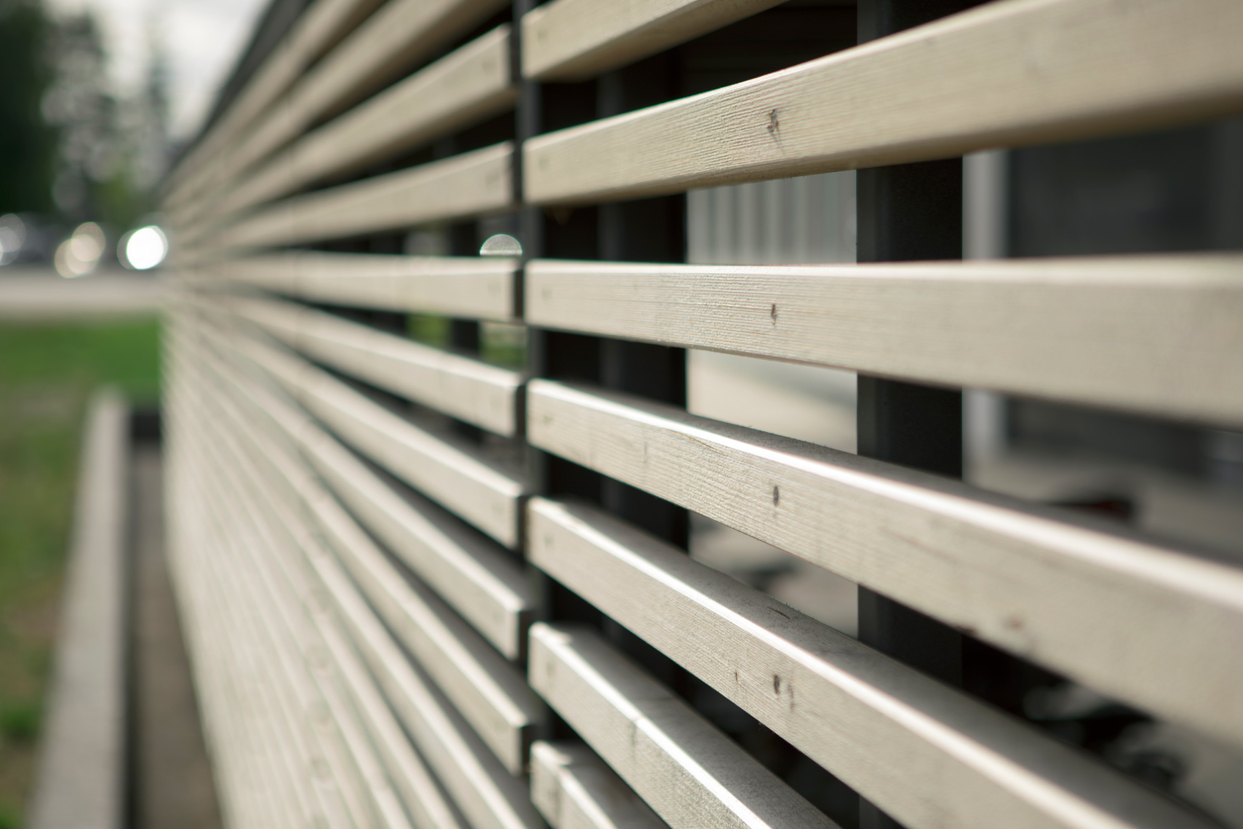 Puuseinät pyöräkatokselle