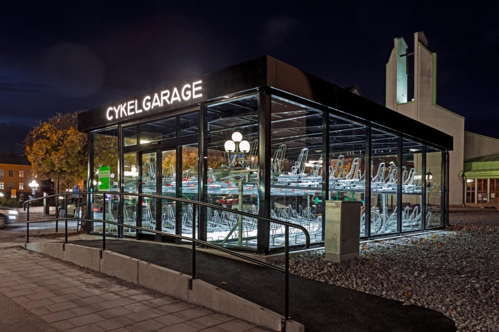 Valaistettu pyörätalli