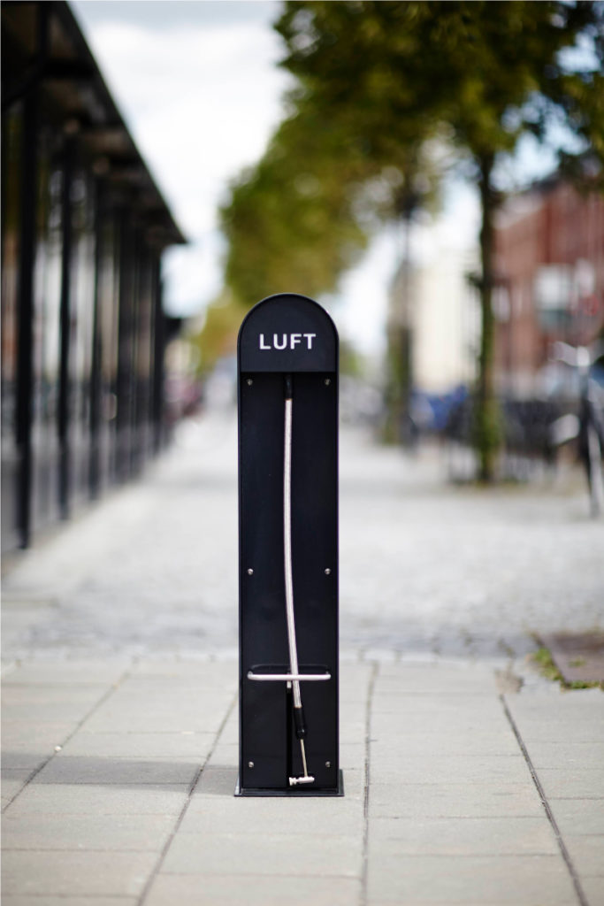 Cyklos WAVE air manuell cykelpump för offentlig utemiljö